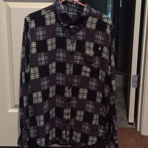 Men’s volcom snap button up shirt